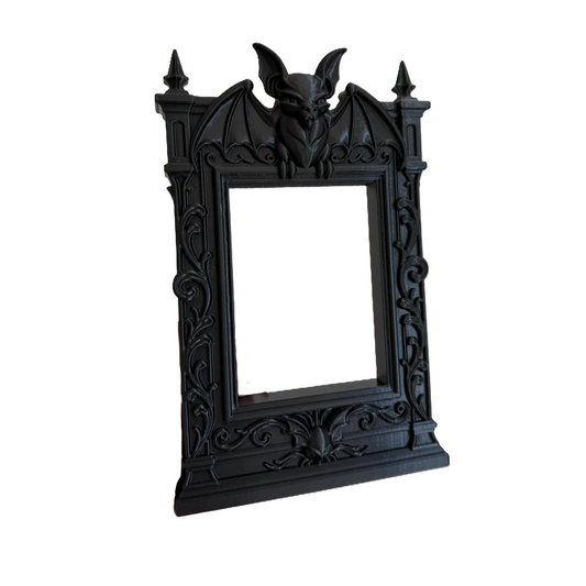 Gotycka ramka na zdjęcia z nietoperzem